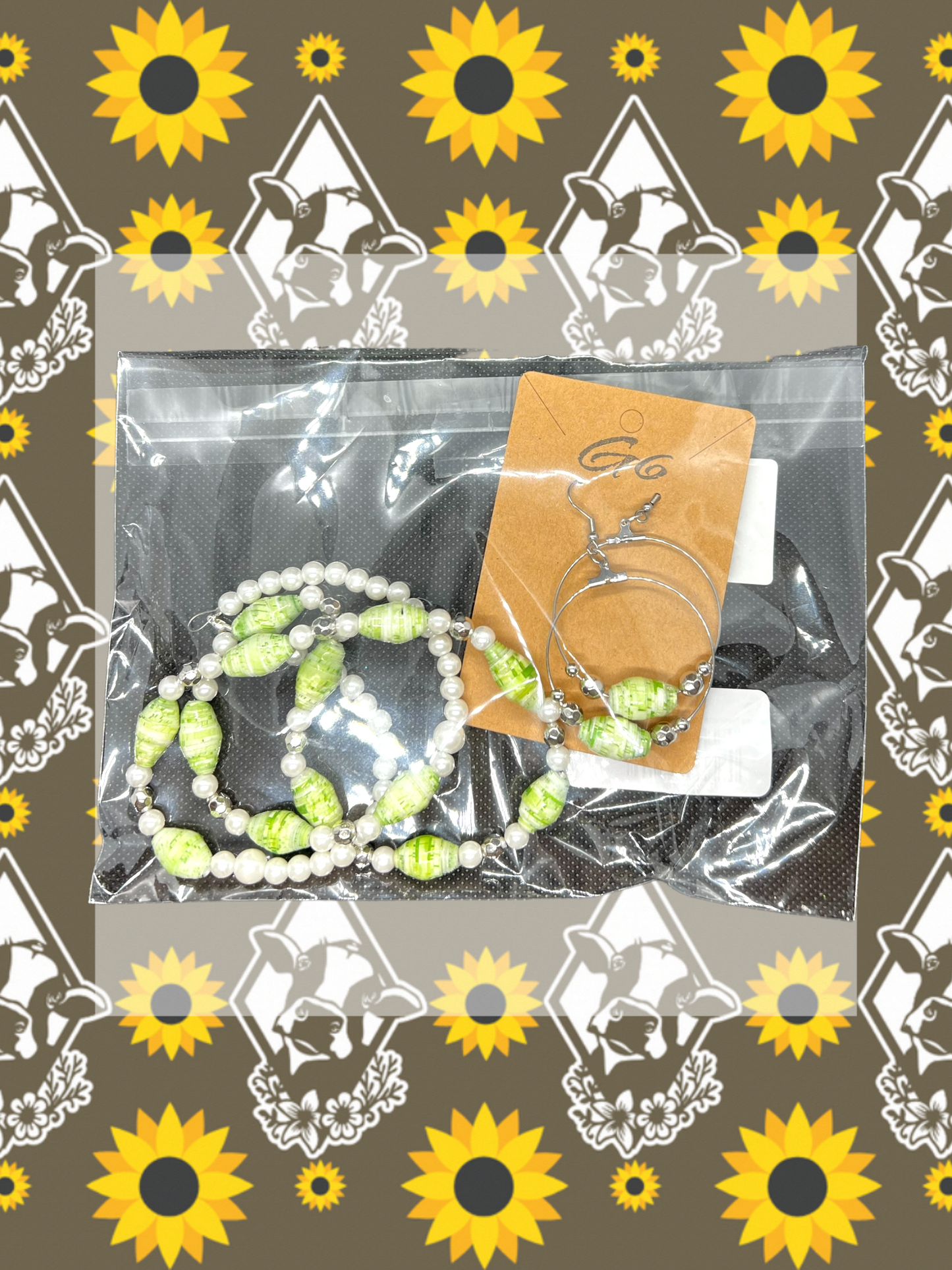 Beaded Necklace w/ earrings