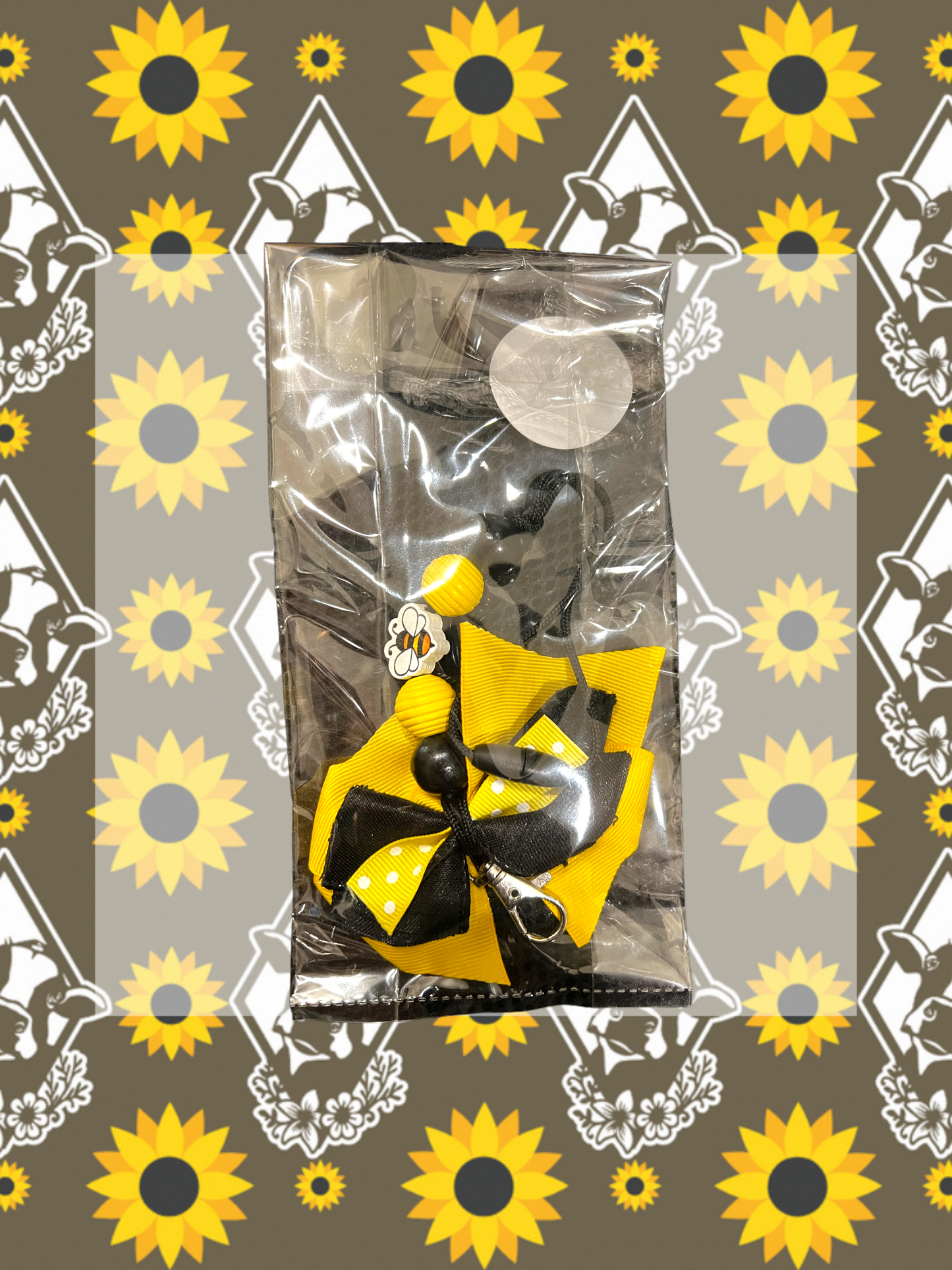 Beaded Freshie w/ Bow